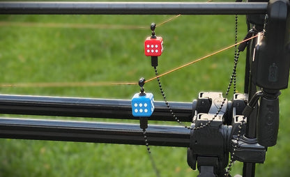 Hanger Dice